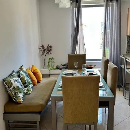 Penelope's House אפאנטו