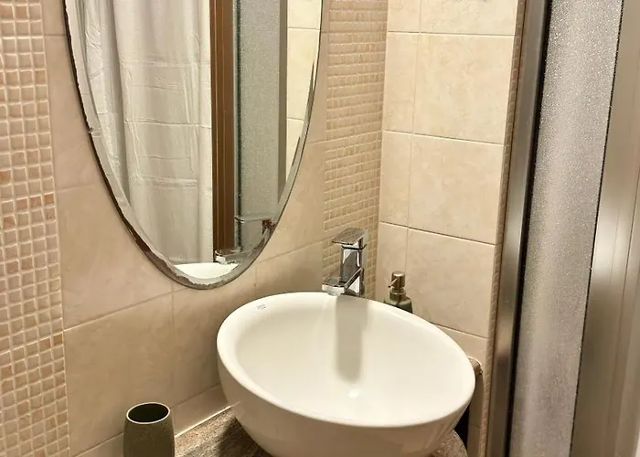 度假居 Penelope's House 阿凡投